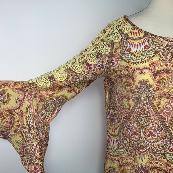 Sharagano Womens Shirt Size Small Yellow Pink Orange Geometric Print Top Crochet - Picture 2 of 6